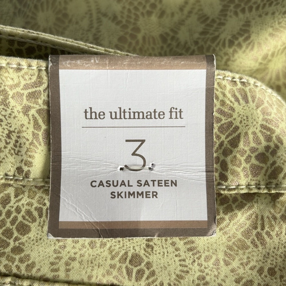 CHICO’s “The Ultimate Fit” Patterned Pants in Yellow/Gold Size 16 — NEW WITH TAG - Picture 7 of 7